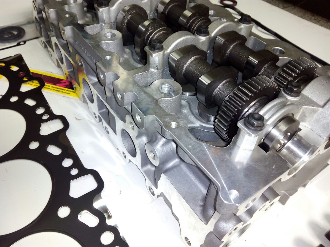 CULATA armada TOYOTA 3.0 TD 16 valvulas