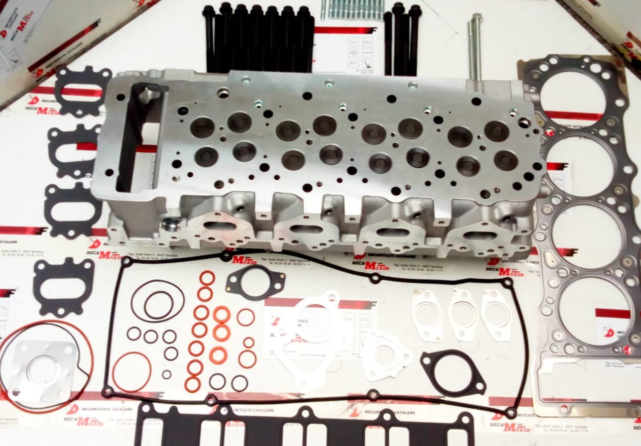 CULATA MITSUBISHI 4M42 3.0 TD ( armada con arboles )( no Cannon rail )