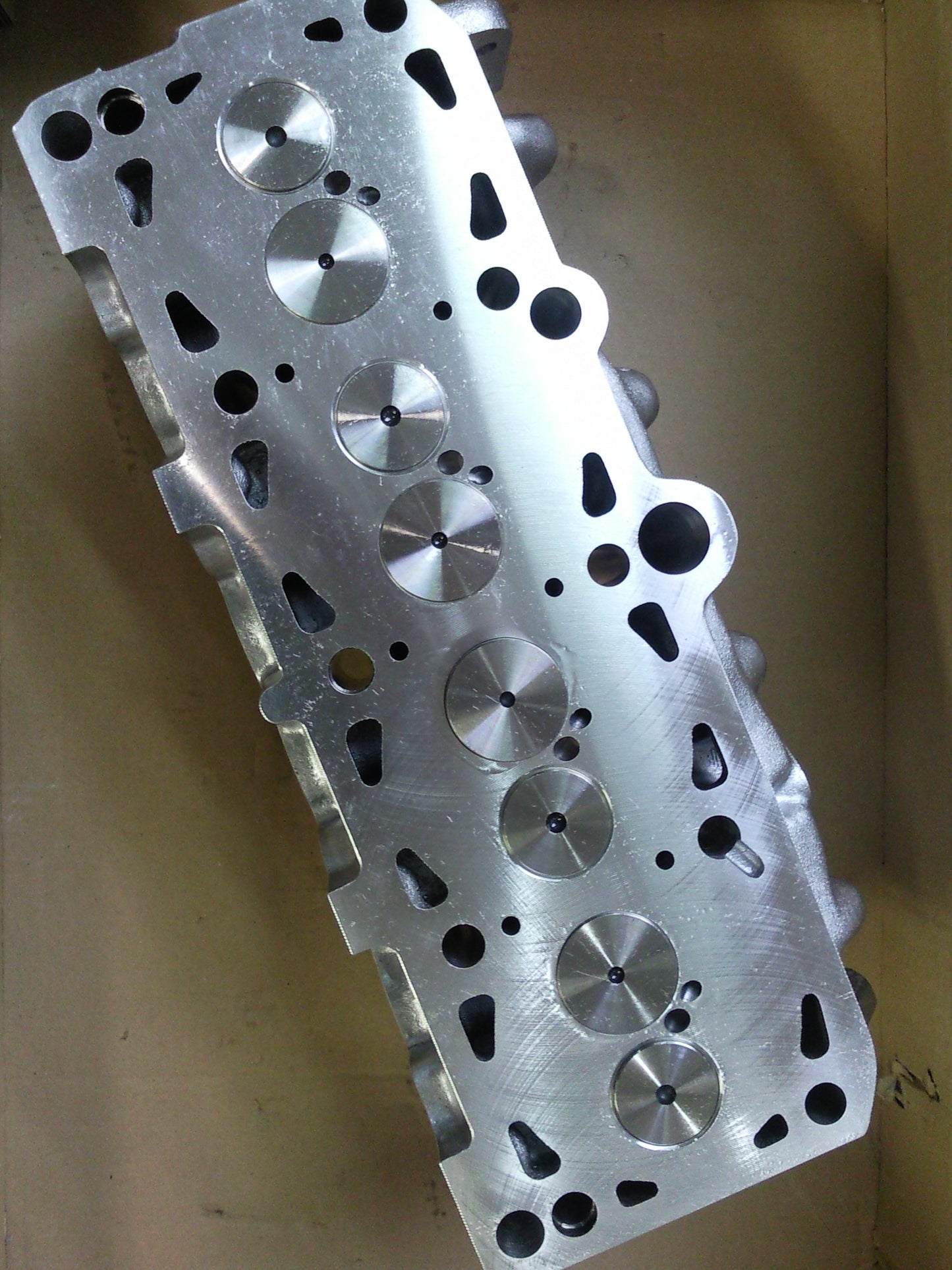 CULATA SKODA 1.9 SDI / TDI ( INYECCION DIRECTA ) ( 1998 < ) ( completa )