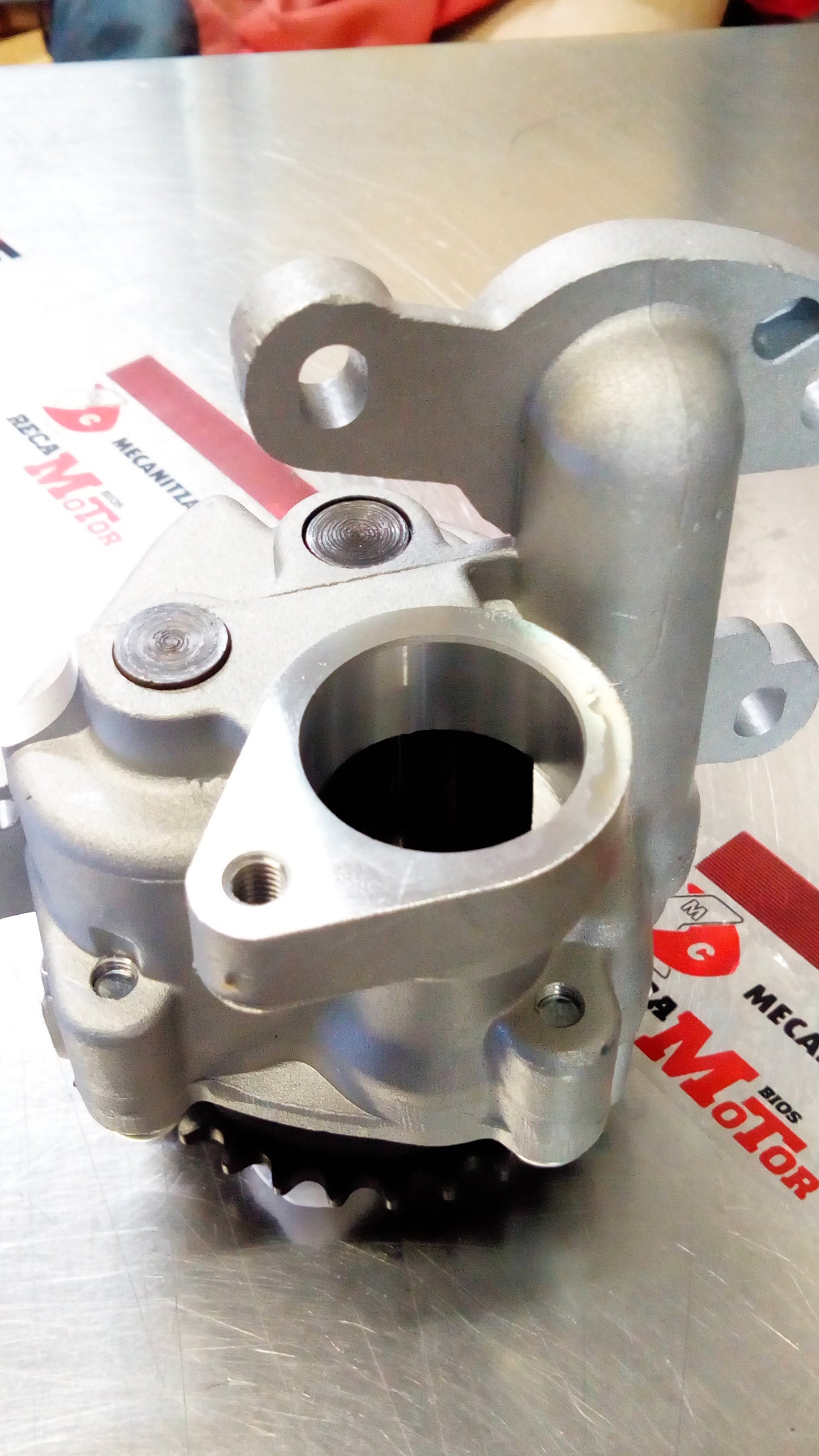 BOMBA DE ACEITE CITROEN PEUGEOT FIAT FORD LAND ROVER 2.2JTD 2.2HDI 2.2TDCI
