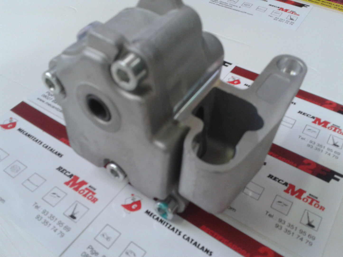 BOMBA ACEITE AUDI - SEAT - SKODA - VOLKSWAGEN 2.0 TDI 16V