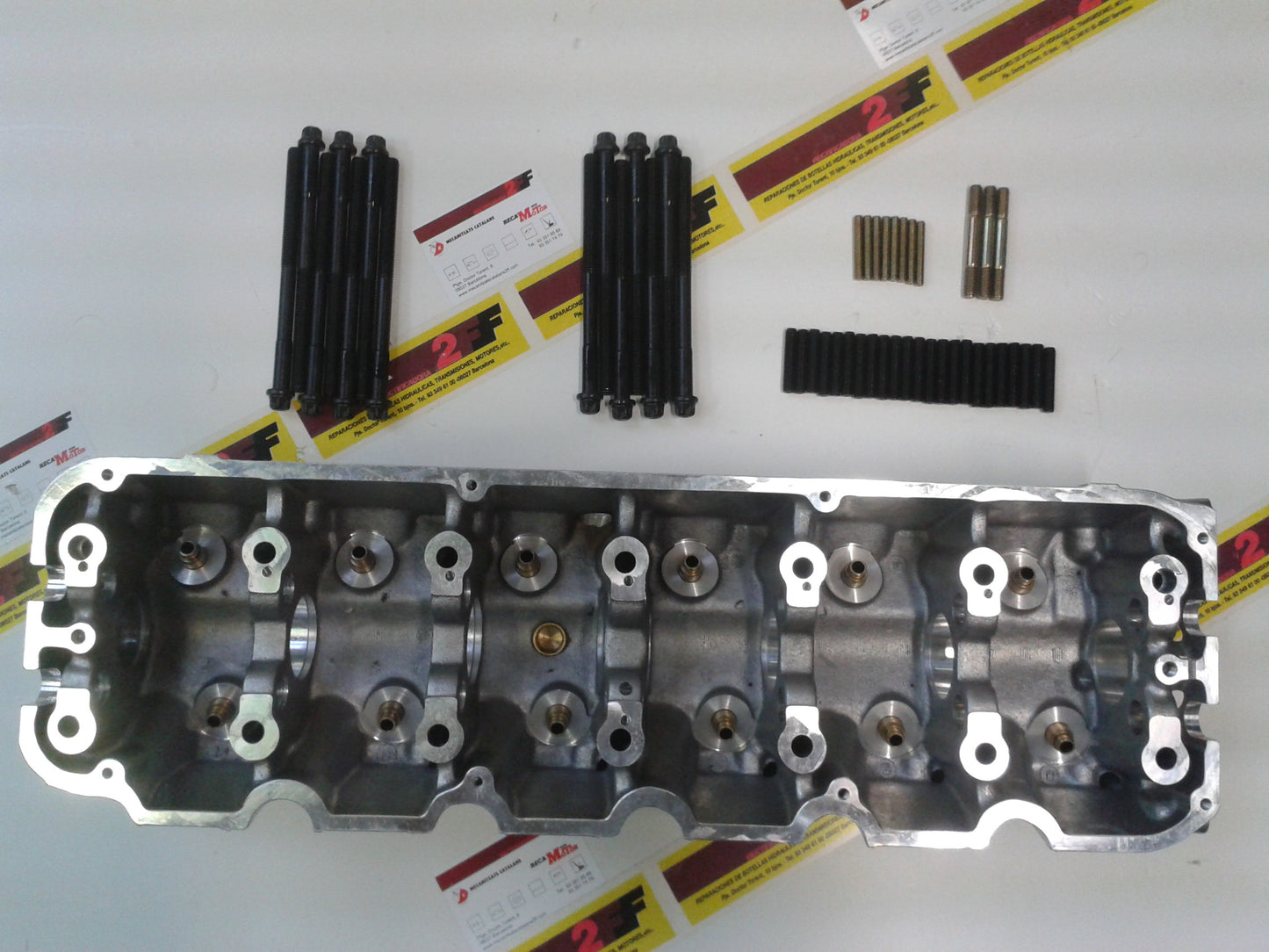 CULATA DESNUDA BMW M20 ( 6 cilindros 12 valvulas ) E30 E34 E28