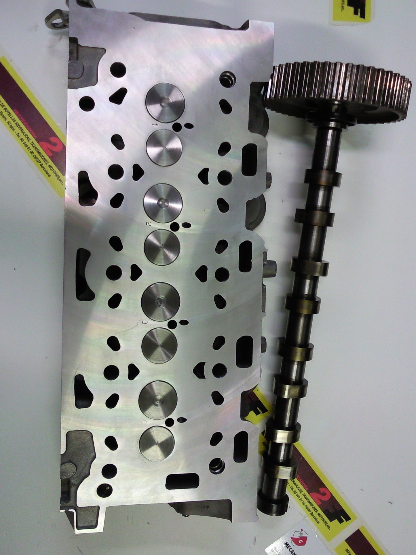 CULATA CITROEN PEUGEOT FORD MAZDA TOYOTA 1.4 HDI 8v ( Completa )