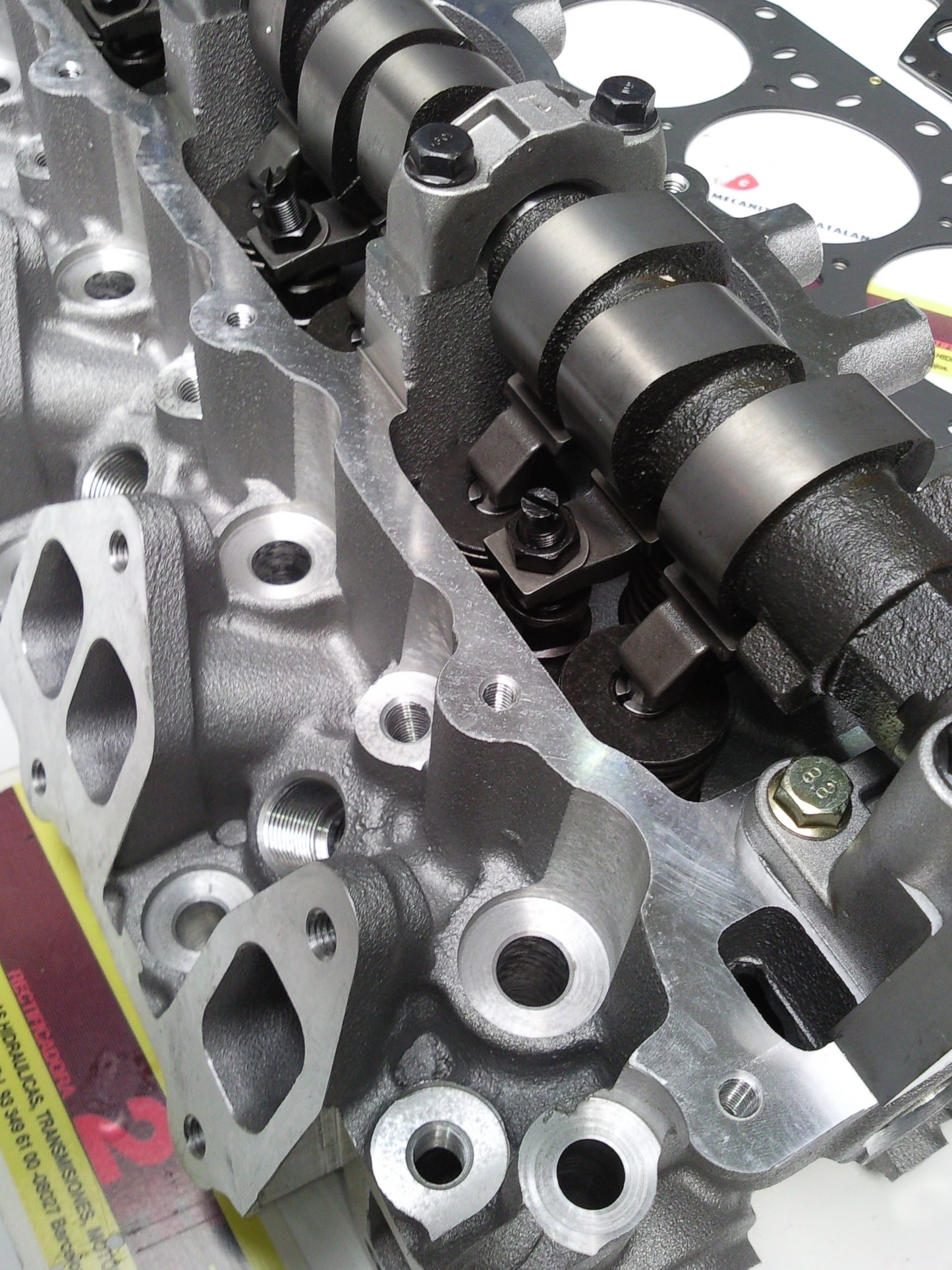 CULATA FORD MAZDA 2.5 TDI 12 VALVULAS ( completa )