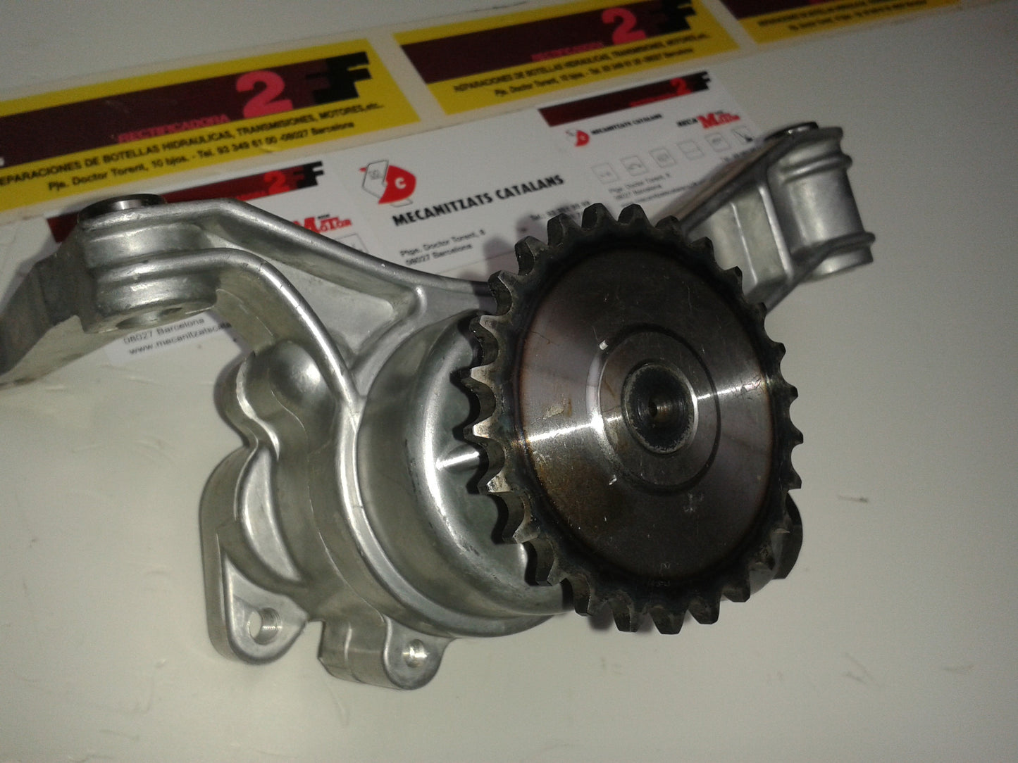 BOMBA DE ACEITE Hyundai H1 KIA Sorento D4CB 2.5 CRDI