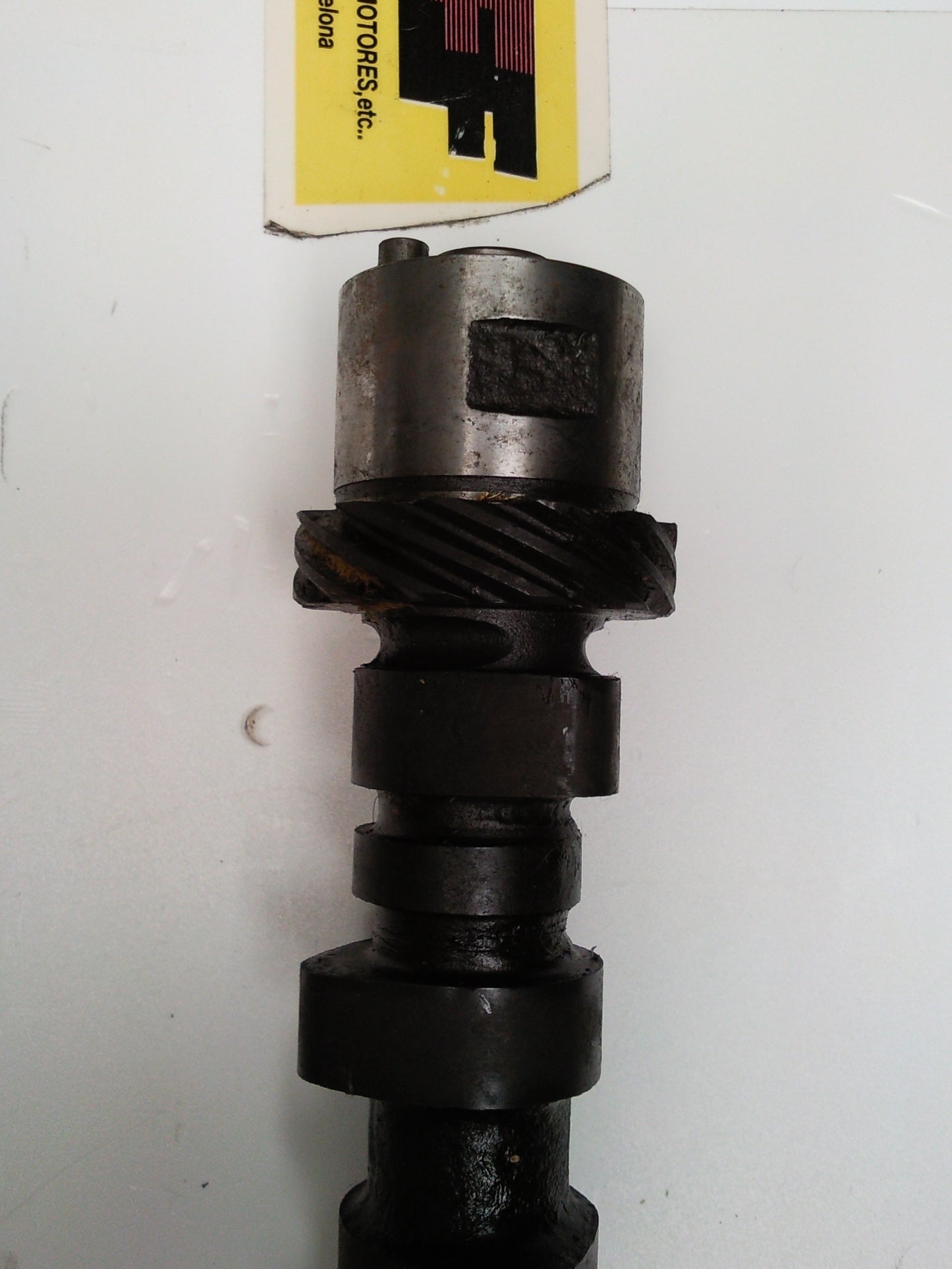 SEAT 124, ARBOL DE LEVAS POR CADENA