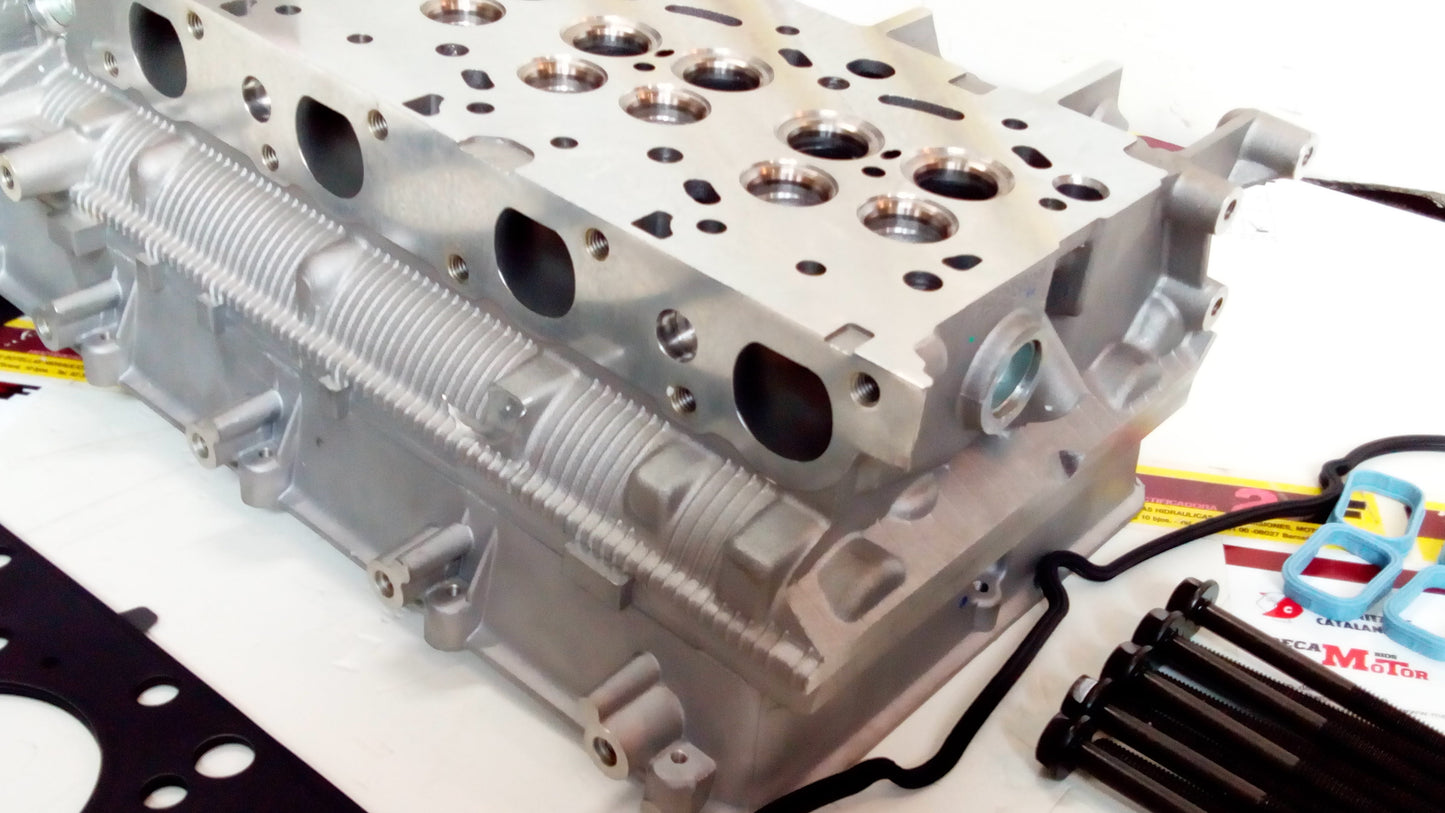 CULATA FORD - LAND ROVER 2.4 cc ( desnuda )