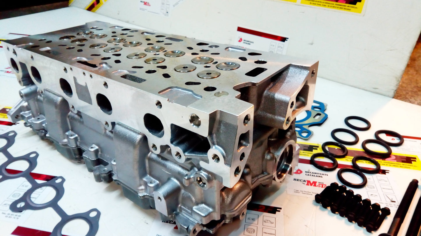 CULATA FIAT SCUDO 1.6 HDI 16v semi-completa )