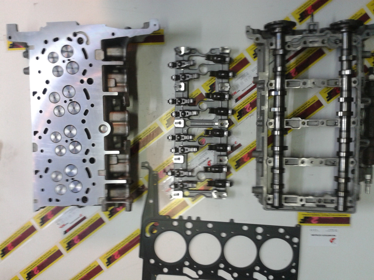 CULATA FORD 2.4 cc ( completa )