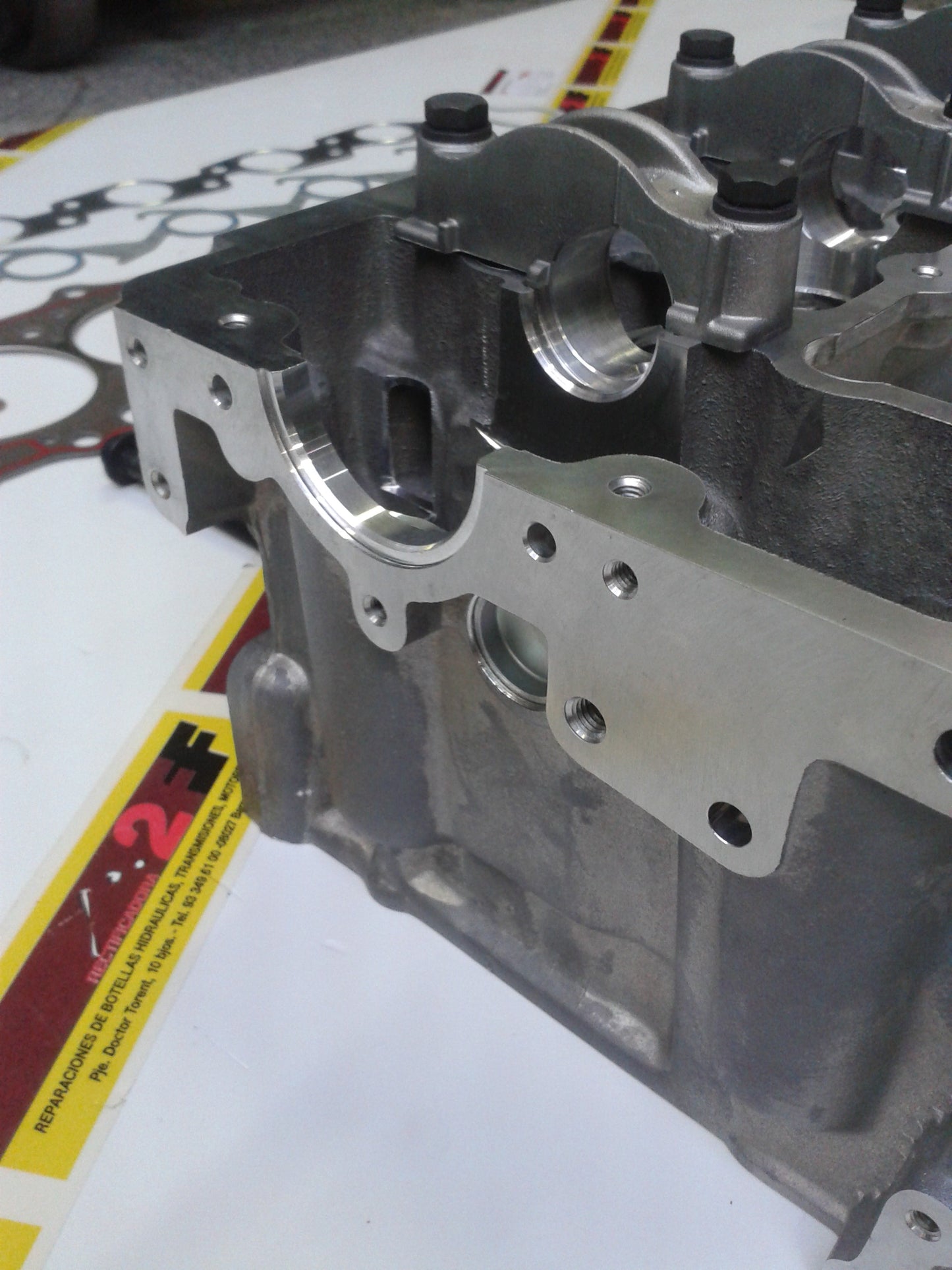 CULATA MERCEDES MB602 2.5TD - 2.9 TD 5 CILINDROS ( armada )